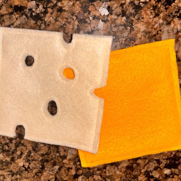 PLAY FOOD - FELT -- LUNCH ITEMS - Picture 3 of 8